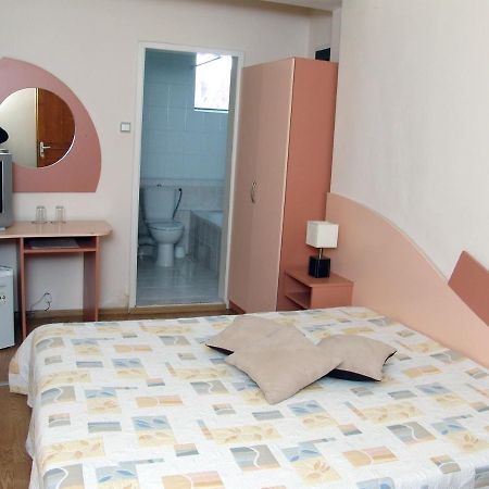 Hotel Zora Видин Экстерьер фото